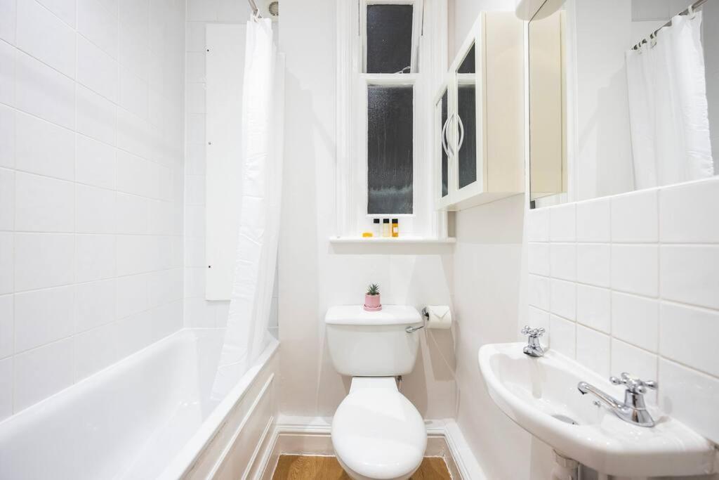 Stylish Studio In Leicester Square Londen Buitenkant foto